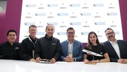 altText(Volaris sella alianza de transporte terrestre entre Tijuana y California)}