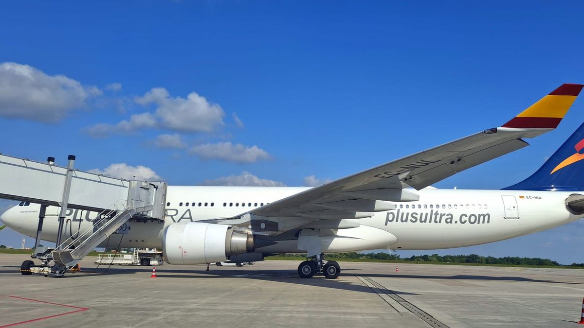 Avión de la aerolínea Plus Ultra