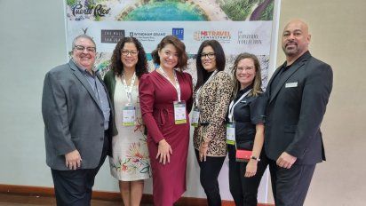 Puerto Rico ofreció un desayuno de presentación del destino el día previo al comienzo de la feria (en la foto Héctor Benero de HB Travel-Johanna González de Discover Puerto Rico - Eunice Vargas de The Condado Collection - Victoria Isales de&nbsp;TRYP by Wyndham Isla Verde - Ada Rivera de Verdanza Hotel - Rafy&nbsp;Sanchez de Wyndham Grand Rio Mar Puerto Rico Golf & Beach).