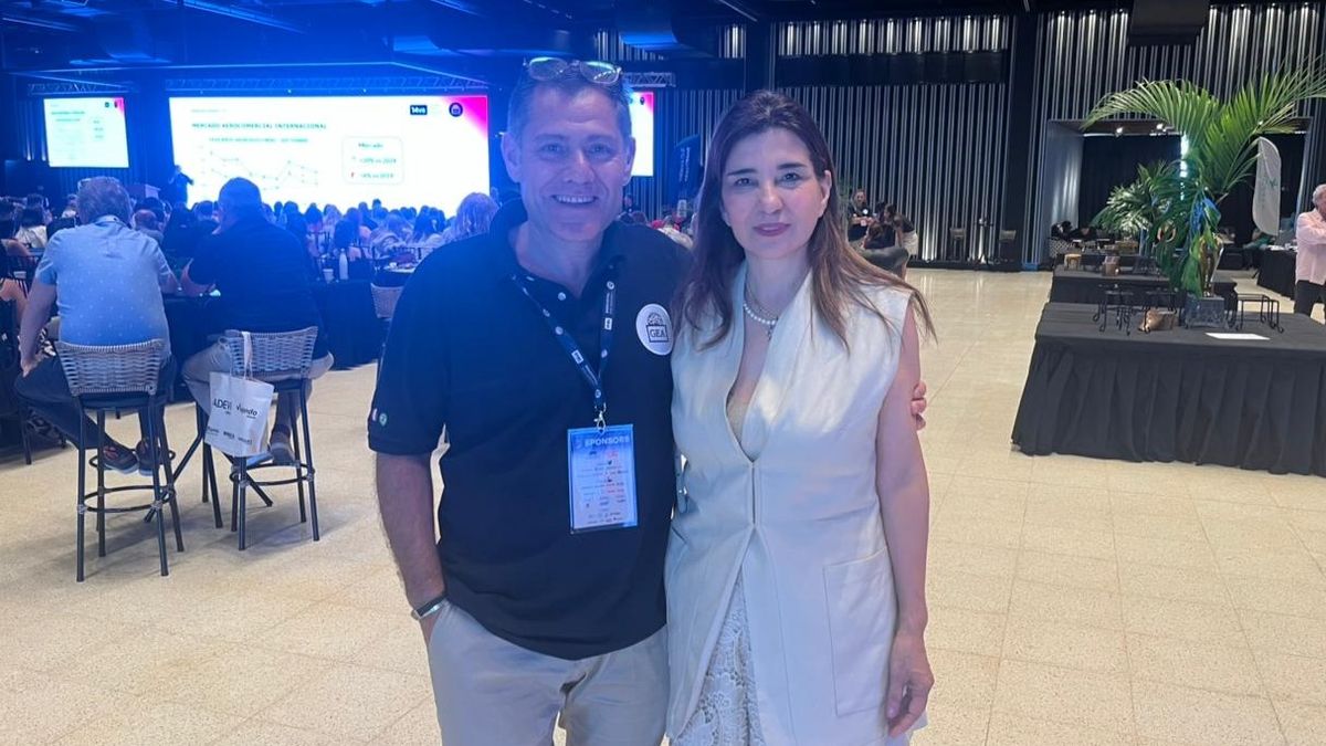 Marcelo Capdevilla, presidente de Grupo GEA; junto a Patricia Duran Vaca, presidente de Cuenca del Plata.