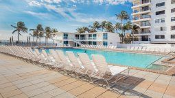 Verano 2026 enEstados Unidos: New Point Miami se encuentra frente al océano, con excelenteconectividad y servicios completos.