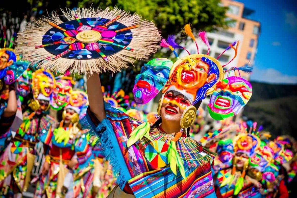 Colombia arranca el a&ntilde;o celebrando la diversidad cultural en el sur del pa&iacute;s, con una fiesta que transforma la ciudad en un gran escenario colectivo.