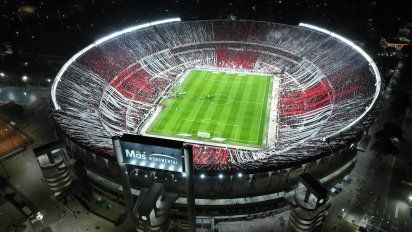 Buenos Aires: el paquete “ExperienciaRiver” incluye la entrada paradisfrutar de los partidos de la Copa Libertadores en la platea Centenario Media.&nbsp;