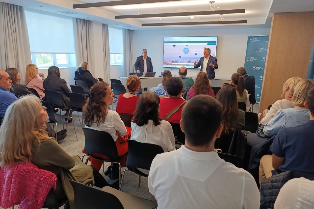 La gira promocional fue desarrollada de marzo a mayo y ha contado con la colaboración de diversos partners especializados.