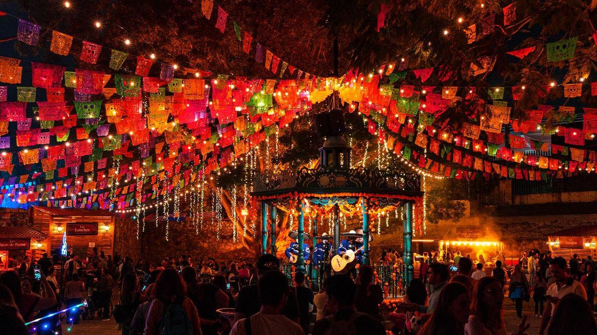 Guadalajara regresa Calaverandia para Día de Muertos