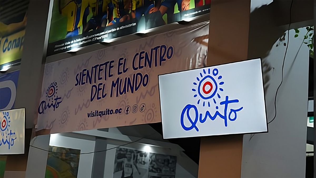 La marca ciudad se exhibió en el ingreso del Estadio Olímpico Atahualpa, lugar de celebración de los conciertos de Shakira en Quito.&nbsp;