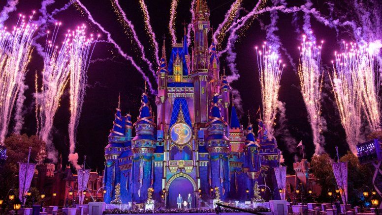 Con una gran celebración se da por comenzado el 50° aniversario de Walt Disney World.