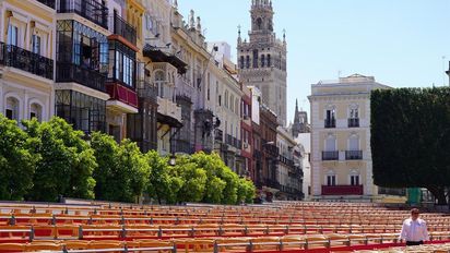 Sillas para la Semana Santa de Sevilla.