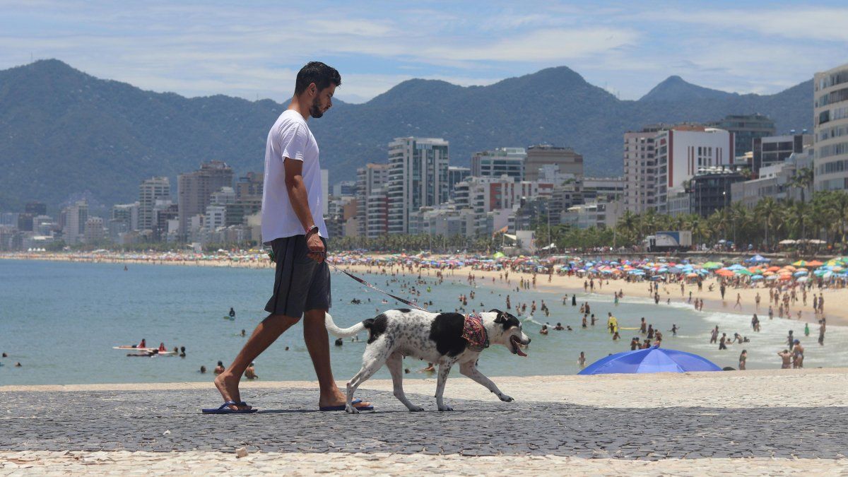Semana Santa 2026 en Brasil: Río de Janeiro alberga la playa de Ipanema, una de las más famosas del planeta, como lo menciona la canción “Garota de Ipanema”.
