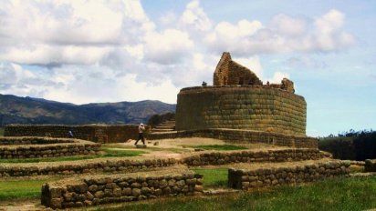 En la provincia de Cañar se encuentra el Complejo Arqueológico de Ingapirca.