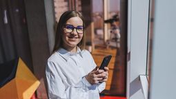 Chile: la telefonía IP convierte la voz en datos para que pueda viajar por internet.