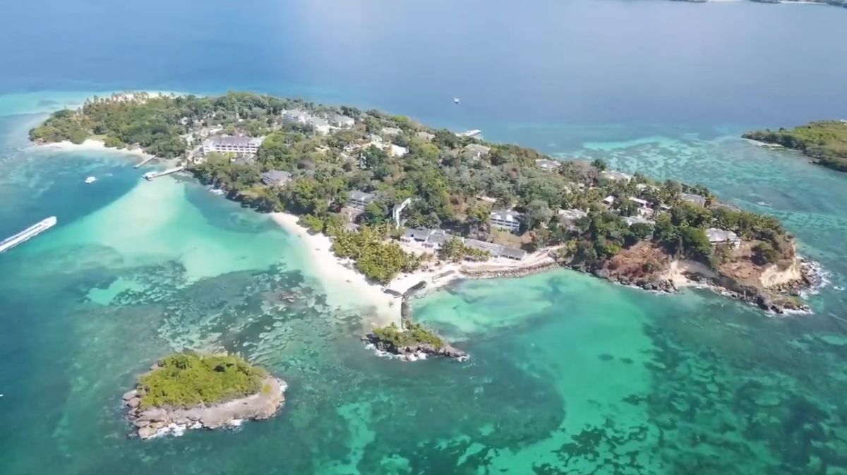 Grupo Piñero está construyendo el Cayo Levantado Resort; un hotel idílico en la bahía de Samaná
