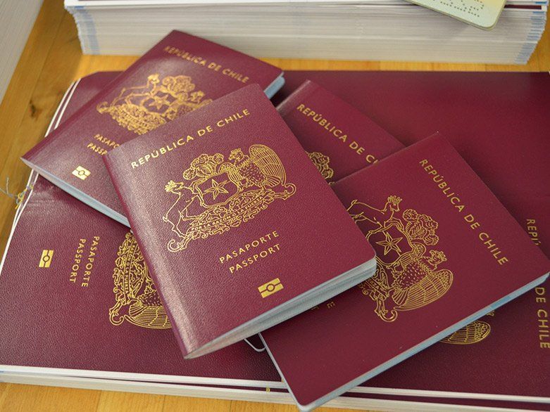 El Registro Civil acusa a Aisino de no responder sus requerimientos antes de firmar la licitación de pasaportes. 