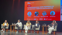 Quito participó en Foro Nacional de Turismo 2025 en Argentina.