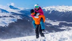 altText(Llegó la nieve a Bariloche: así se ve el cerro Catedral para las vacaciones de invierno)}