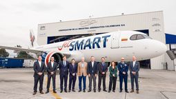 JetSMART inició su etapa como operador aéreo en Colombia. 