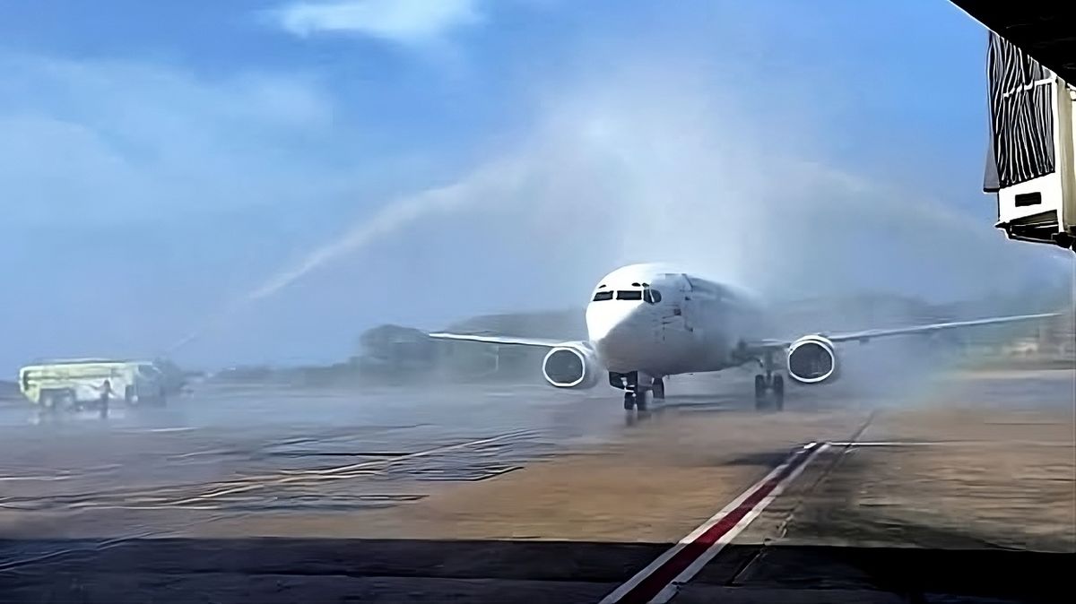 Vuelo hacia Jamaica de Aeroregional, operado con apoyo de Maxitravel. 