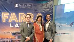 Directivos de Royal Caribbean Ecuador (Juan José Maya y Jean Malavé) y; Catherine Arellano, ejecutiva de ventas de Copa Airlines.   