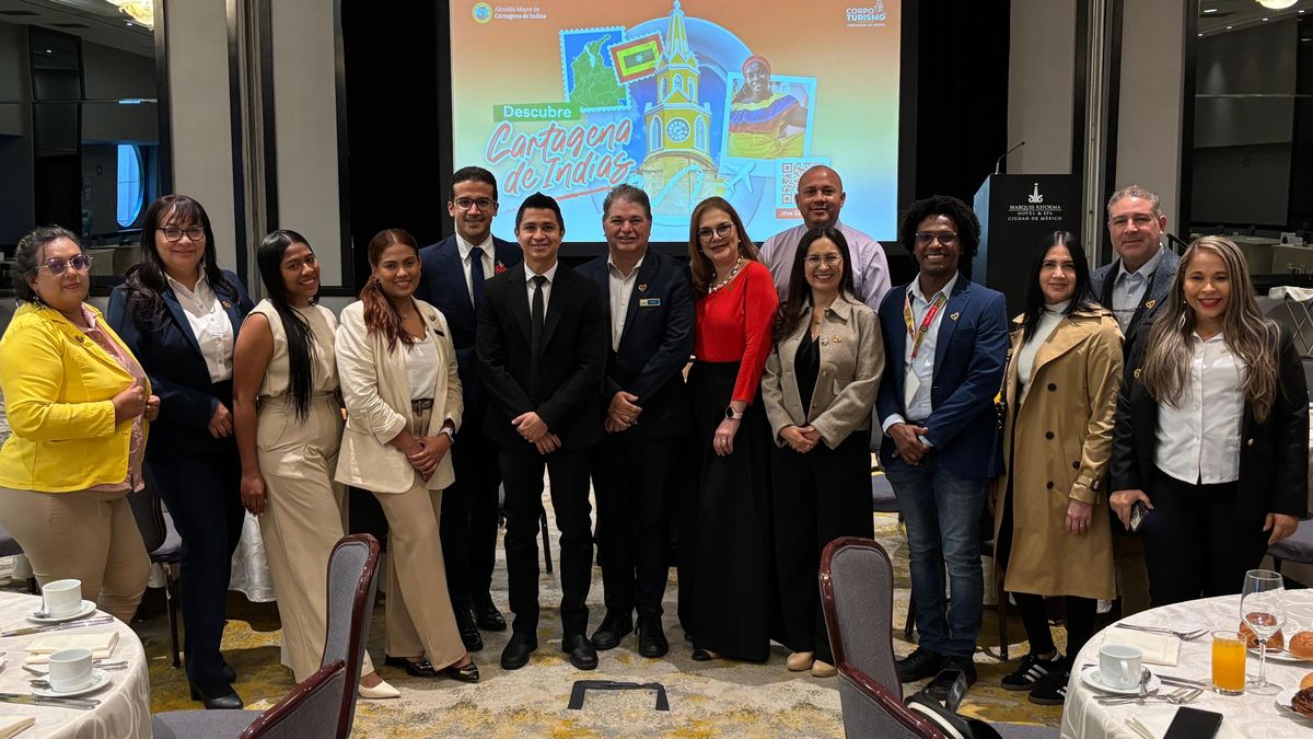 Representantes y expositores del workshop de Cartagena de Indias en México. Representantes y expositores del workshop de Cartagena de Indias en México.