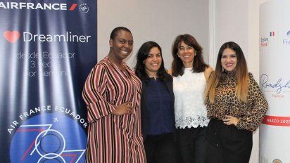 Beatriz Alves, asistente de Promoción de Atout France; María Wazar, directora de Ventas de Meeting The French; Ana Pérez, directora de Vap Incoming; y Patricia Mejías.