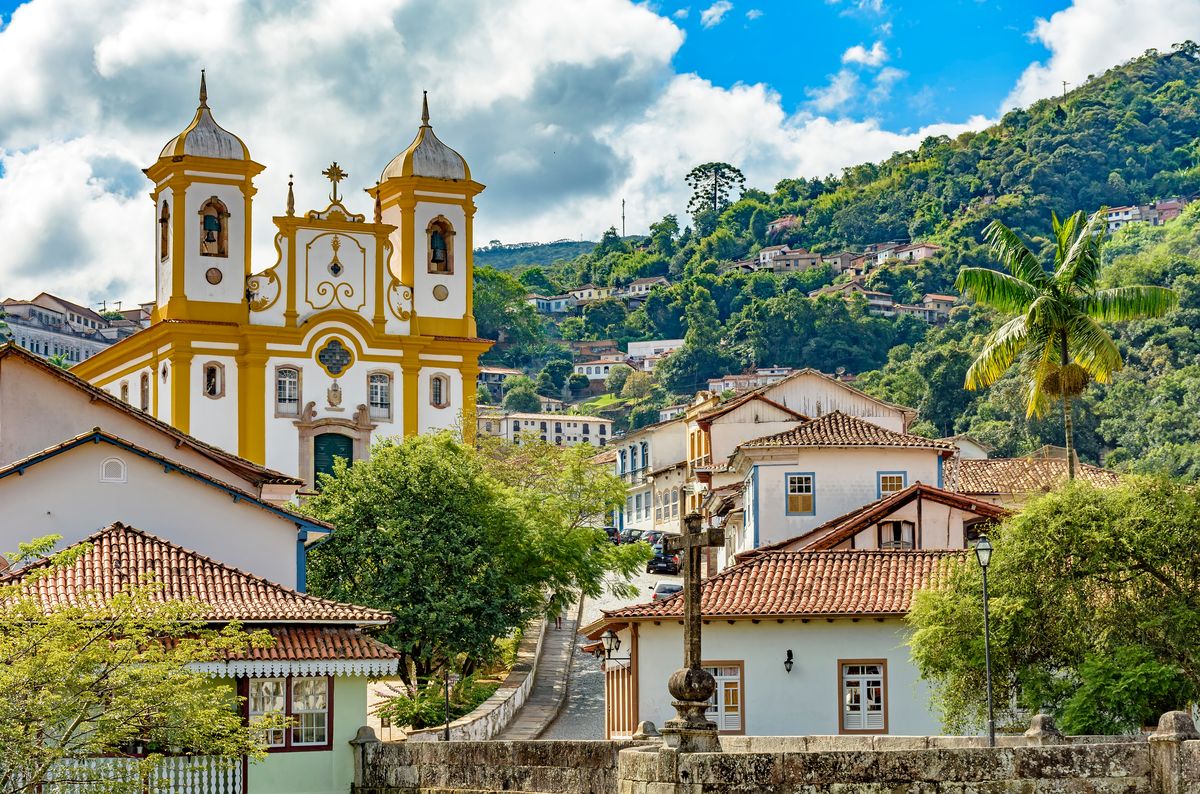 Ouro Preto es una de las bellas ciudades coloniales del estado de Minas Gerais en Brasil. Ouro Preto es una de las bellas ciudades coloniales del estado de Minas Gerais en Brasil.