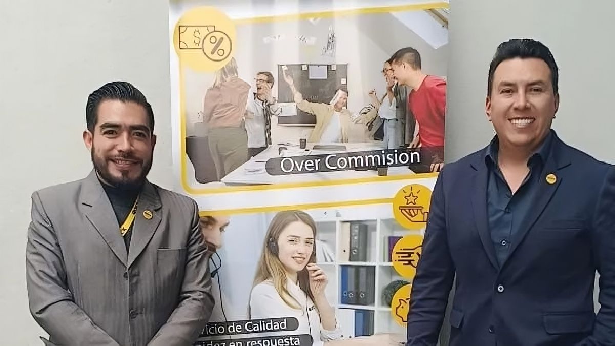 Carlos Cardozo, gerente general de Quick Travel Services, y Christian Chandi, gerente comercial.&nbsp;