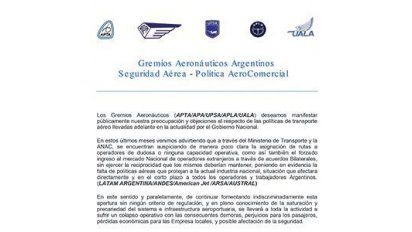 Los sindicatos aeronáuticos cargaron contra la política aerocomercial