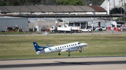 El Gobierno autorizó a Humming Airways a operar vuelos regulares, a pesar de la suspensión de la ruta a Venado Tuerto.