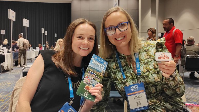 Denver participó en IPW 2025 promocionando sus principales atractivos turísticos.