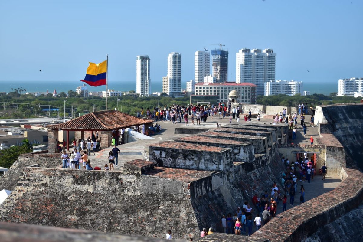 Inició el San Felipe, Fortaleza Cultural en Cartagena, un evento lleno de música, danza y cultura.