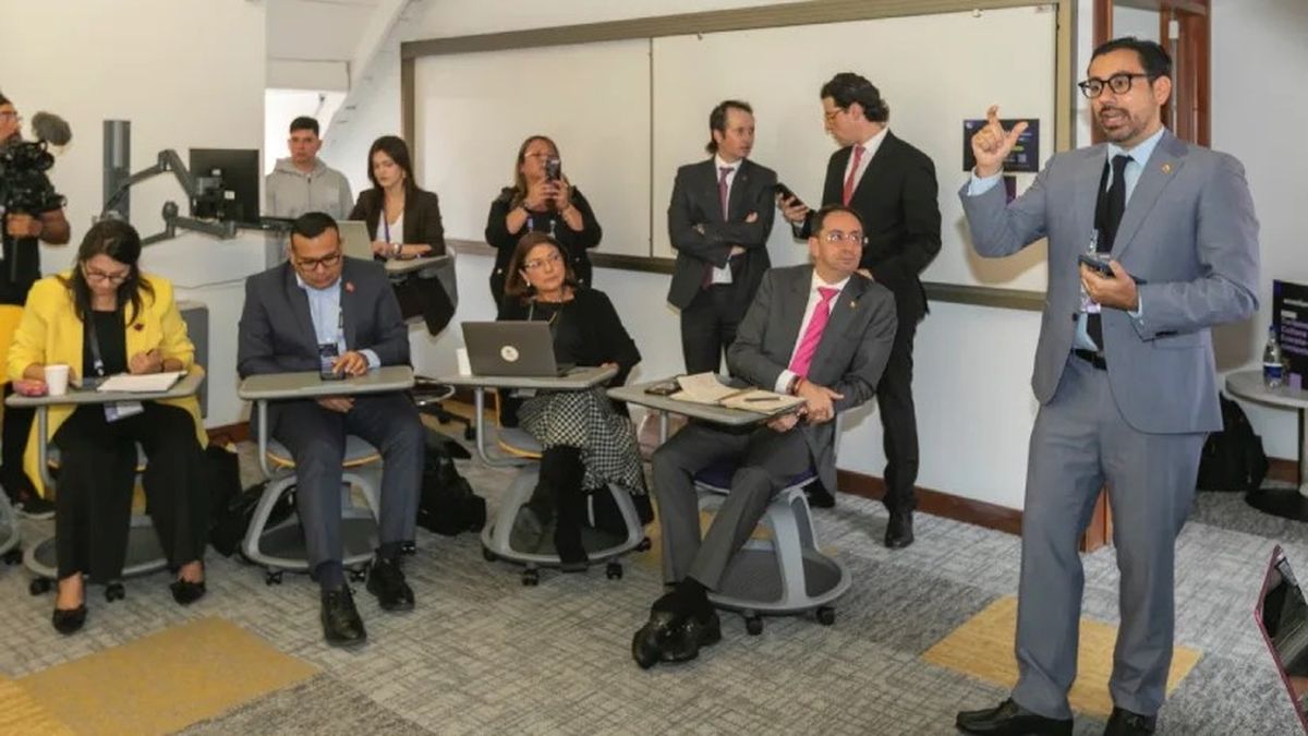 Durante el espacio Reinventando Colombia 2030, el viceministro Julián Franco Restrepo expuso los ejes estratégicos del Gobierno Nacional.
