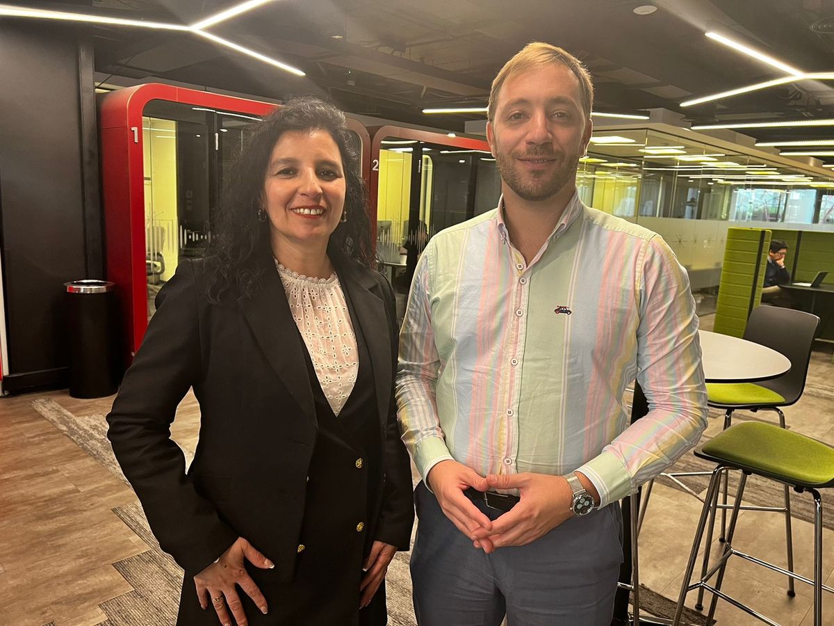 Pedro Pascual, director de ventas y marketing para Latinoamérica de Viva Resorts by Wyndham; Deborah Ortiz como representante comercial para Chile y Perú de Viva Resorts by Wyndham. - Ladevi Medios y Soluciones Pedro Pascual, director de ventas y marketing para Latinoamérica de Viva Resorts by Wyndham; Deborah Ortiz como representante comercial para Chile y Perú de Viva Resorts by Wyndham.
