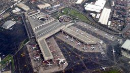 El aeropuerto de Ciudad de México Benito Juárez, el más congestionado de Latinoamérica en 2022, según ACI-LAC.