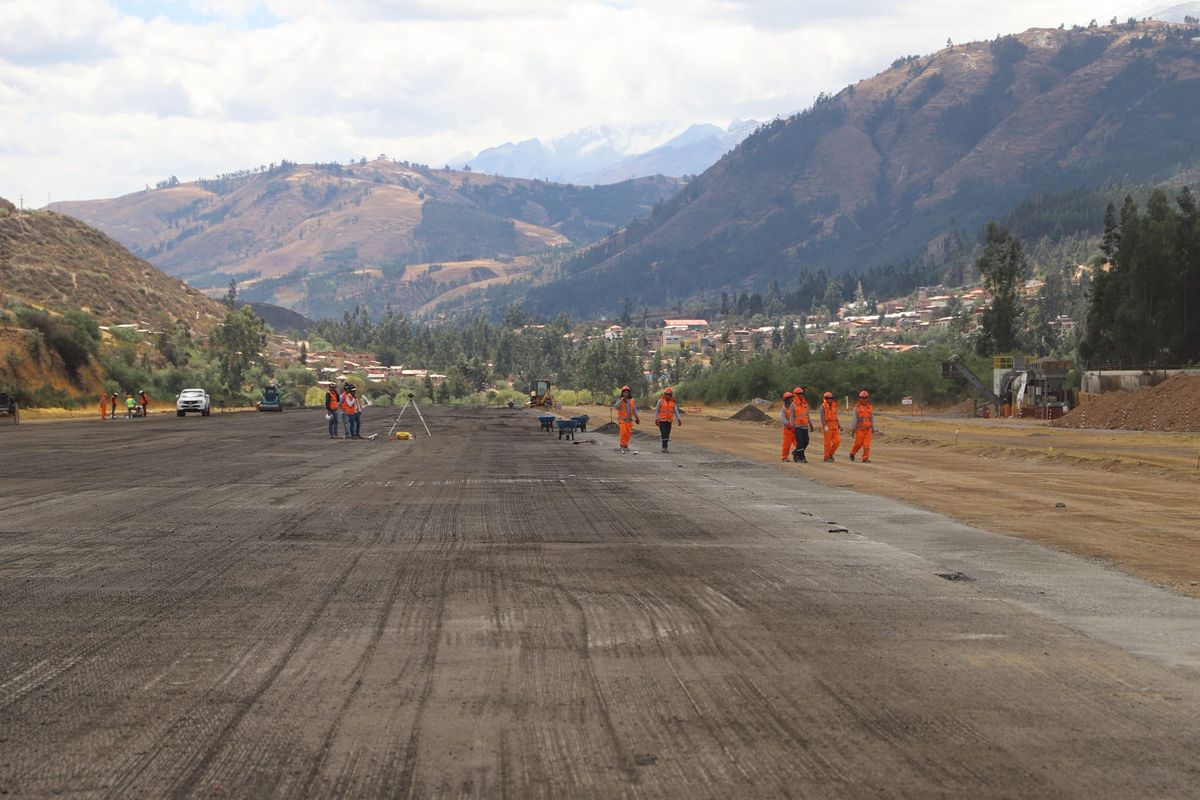 Áncash inició la ampliación del aeropuerto de Anta. - Ladevi Medios y Soluciones Áncash inició la ampliación del aeropuerto de Anta.