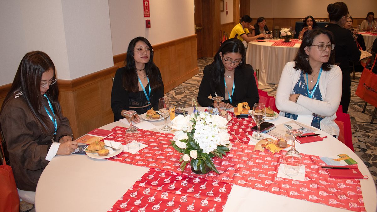Capacitación de PromPerú en el Ladevi Workshop Quito. 