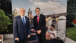 Tomáš Hart, Embajador de República Checa en México; y Petr Lutter, director para América Latina de Czech Tourism.