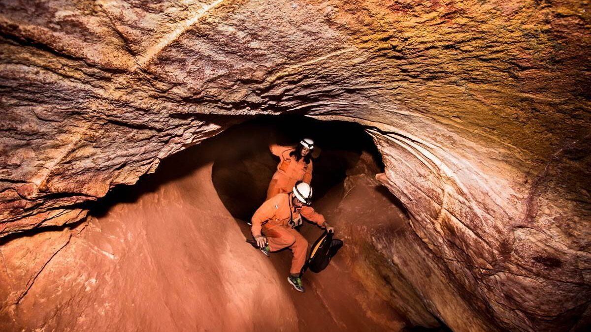 Aprovechá el verano de La Falda para explorar las increíbles cavernas El Sauce. Aprovechá el verano de La Falda para explorar las increíbles cavernas El Sauce.