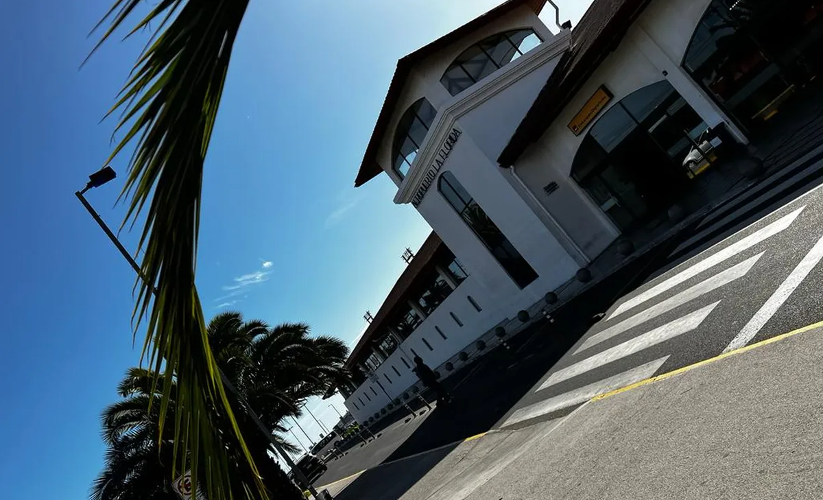 El Aeropuerto Internacional La Florida, en La Serena aumentaría su horario de atención en una hora para 2026.&nbsp;