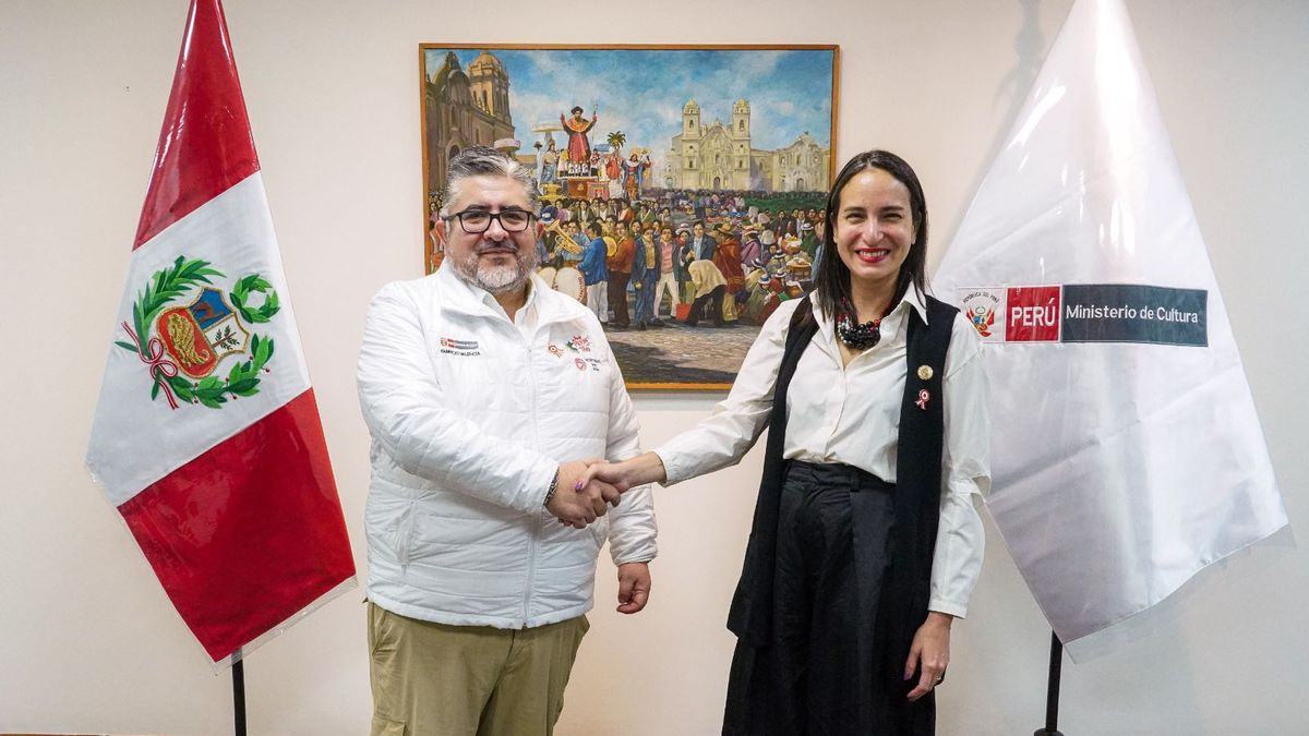 Fabricio Valencia, ministro de Cultura del Perú, y Romina Muñoz, ministra de Cultura y Patrimonio de Ecuador.