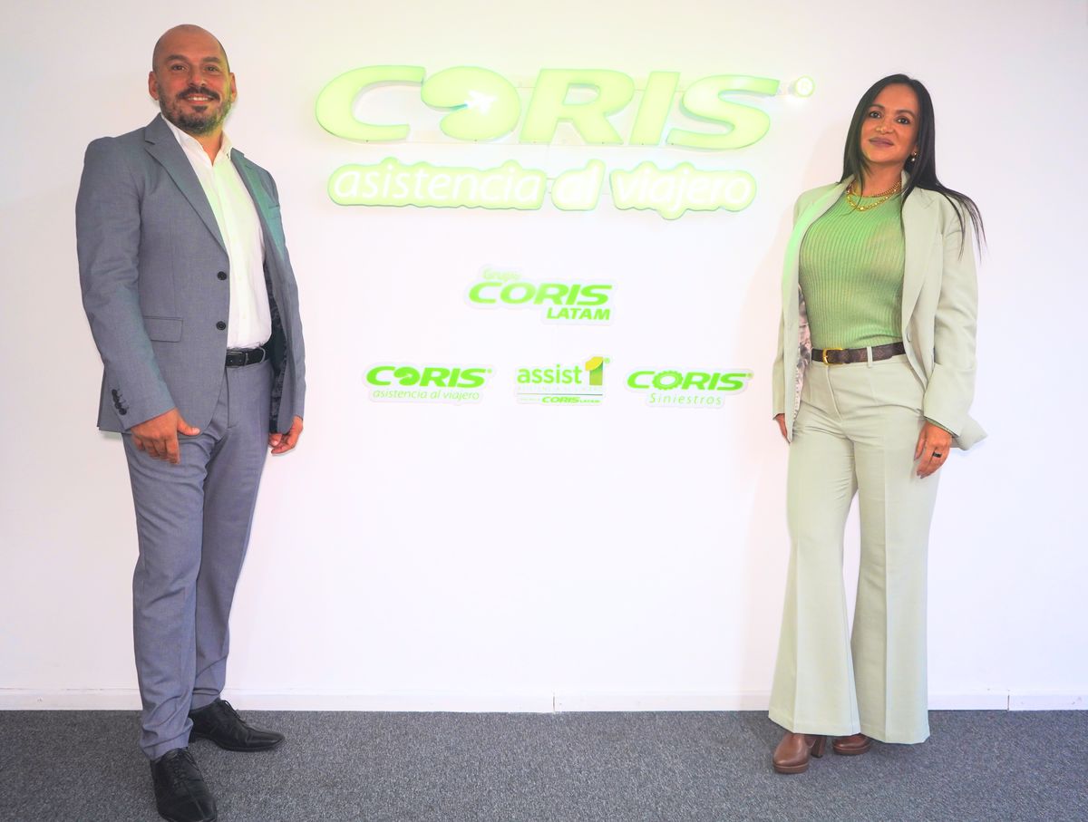 Francisco Rodrigo, director comercial de Coris para Latinoamérica, junto a Pilar Lozano, CEO de Grupo Coris Latam.