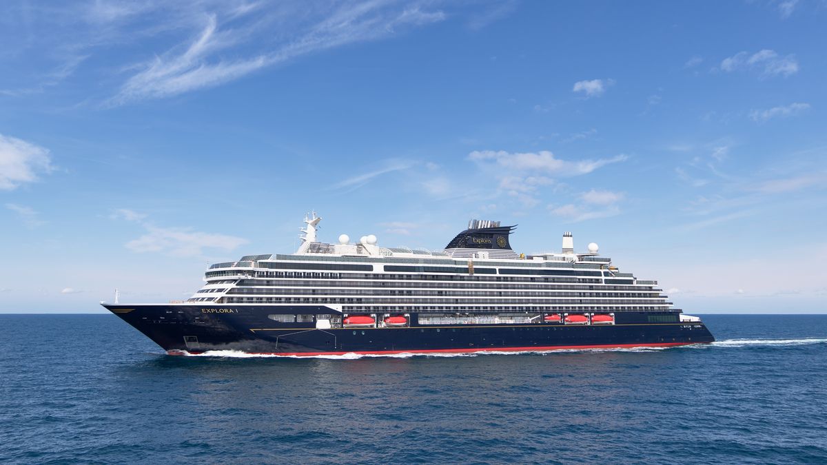 Un crucero en altamar.