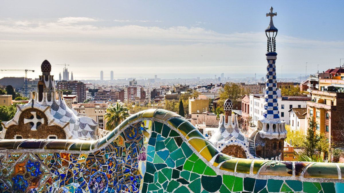 Vacaciones en Europa: Barcelona combina una arquitectura modernista espectacular, historia milenaria y un reconocio estilo de vida mediterráneo.&nbsp;