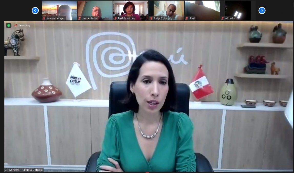 Claudia Cornejo, titular del Mincetur aseguró haber iniciado reuniones con los diferentes gremios vinculados al turismo, en el marco de los 50 años de Canatur