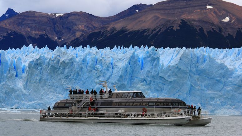 Dólar y empleo: Matías Lammens resaltó que el turismo receptivo crea empleo genuino y genera dólares, tan necesarios para la economía de Argentina.