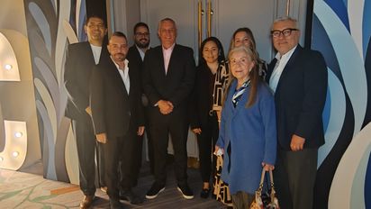 Representantes de Norwegian Cruise Line y Corpomar en la presentación de las novedades de la isla privada de la naviera.