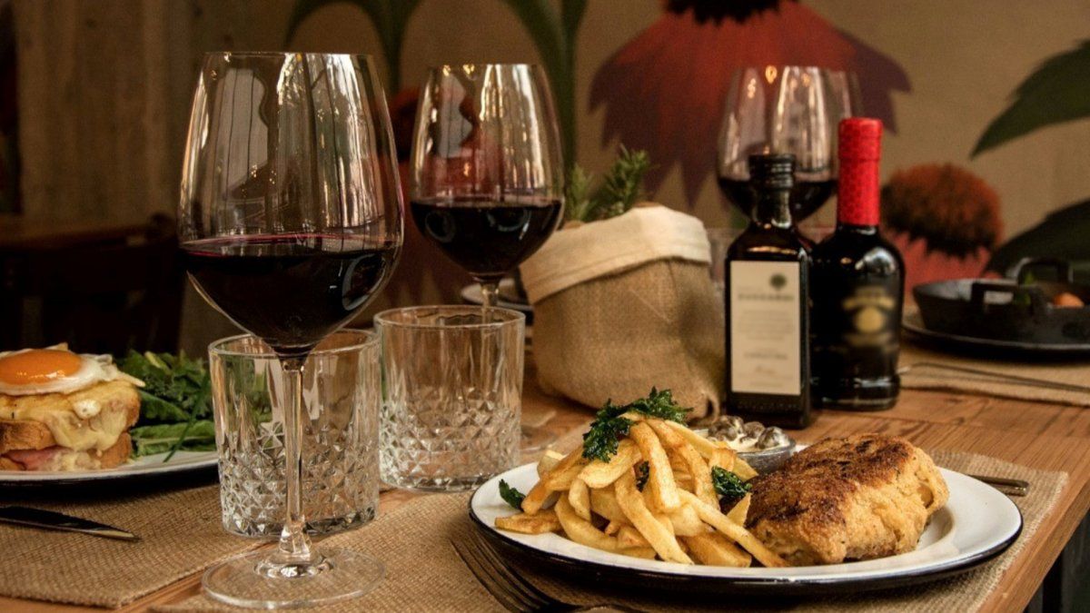 En Azcuenága podés encontrar las más deliciosas y variadas propuestas gastronómicas.