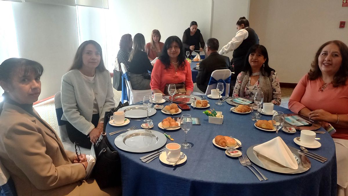 Agencias de viajes de Quito asistieron a capacitación de Universal de Viajes y MSC Cruceros. Agencias de viajes de Quito asistieron a capacitación de Universal de Viajes y MSC Cruceros.