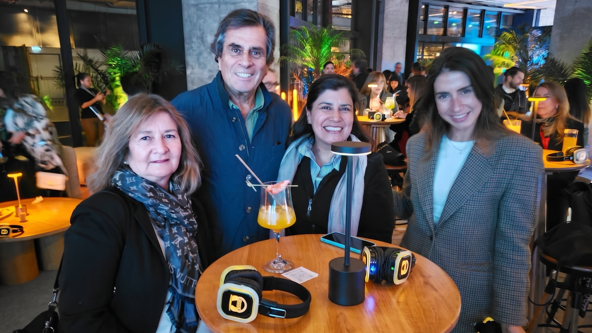 Miriam Gallardo, Freddy Gepp, Alejandra Díaz y Bernardita Gepp.   