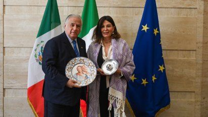 El titular de Sectur, Miguel Torruco Marqués, sostuvo una reunión de trabajo con la ministra de Turismo de Italia, Daniela Santanchè.