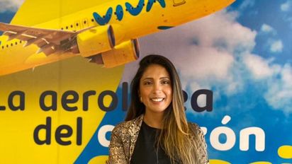 Elizabeth Giraldo, gerente de Ventas de Viva Air.